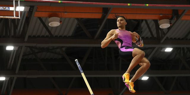 Διαστημικός Καραλής: Πέταξε στα 6.17μ. και έγινε το Νο. 2 στον κόσμο όλων των εποχών