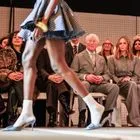 Σε… επίδειξη μόδας ο βασιλιάς Κάρολος, λίγες ώρες μετά τη σύλληψη του αδελφού του