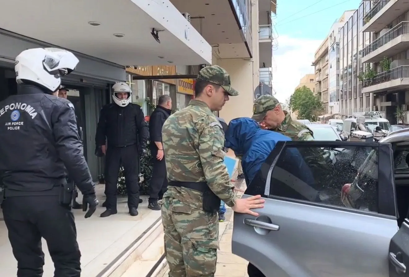 Απολογία, στο Αεροδικείο Αθηνών, του 54χρονου σμηνάρχου