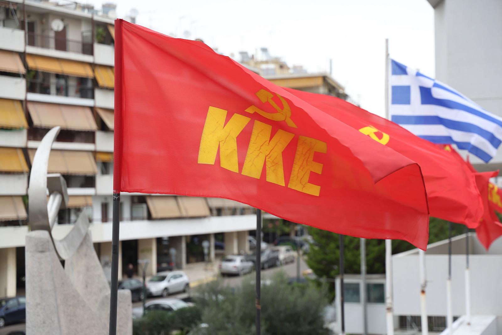 ΚΚΕ για Κόρινθο: “Κρίκος της πολιτικής που θυσιάζει τις ζωές των πολλών για τα κέρδη των λίγων”