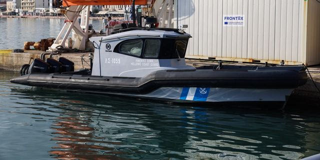 Σύγκρουση περιπολικού σκάφους του Λιμενικού Σώματος με λέμβο που μετέφερε πρόσφυγες και μετανάστες