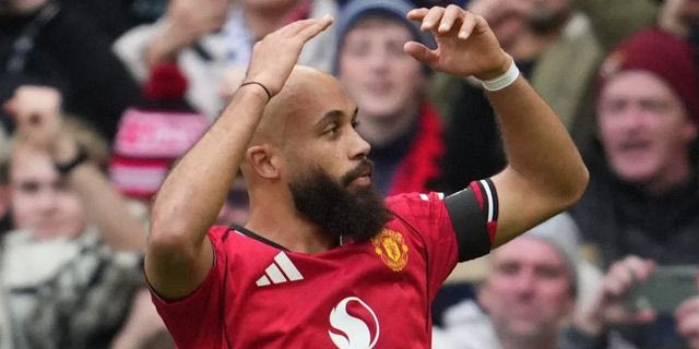 Πού θα δείτε Έβερτον – Μάντσεστερ Γιουνάιτεντ, Φιορεντίνα και όλα τα ματς της Δευτέρας