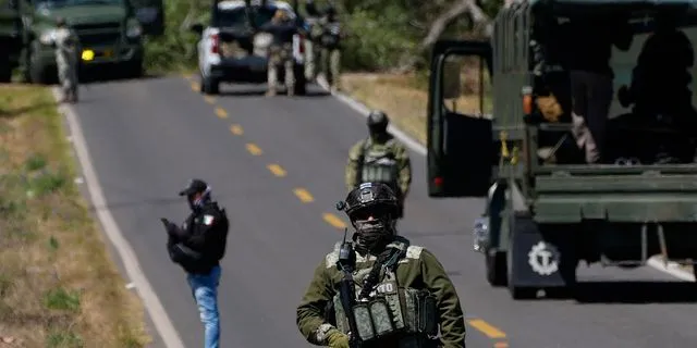 “Ο φόβος είναι παντού”: “Εμπόλεμη ζώνη” πολιτείες του Μεξικού μετά την εκτέλεση του Ελ Μέντσο