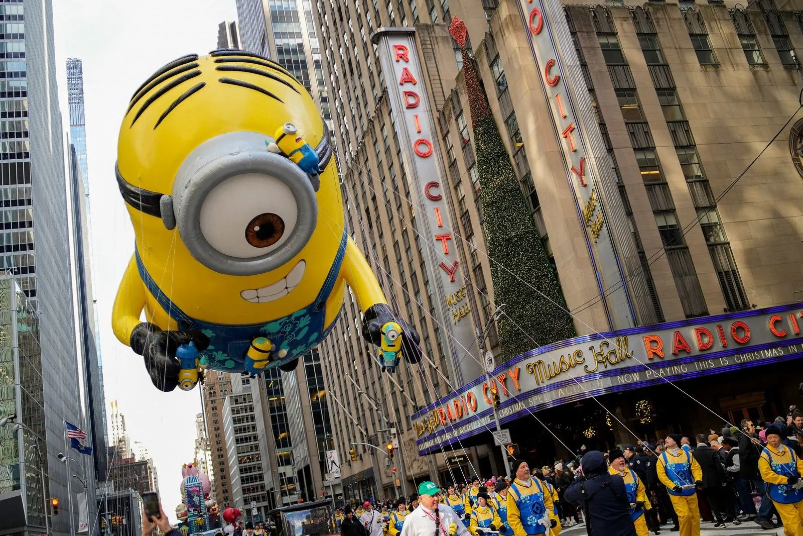 “Minions & Monsters”: Τα κίτρινα πλάσματα επιστρέφουν – Δείτε το trailer