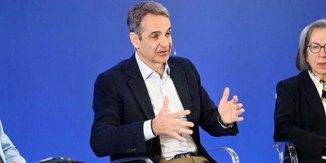 Ο ΚΥΡΙΑΚΟΣ ΜΗΤΣΟΤΑΚΗΣ ΣΤΟ ΔΕΥΤΕΡΟ ΠΡΟΣΥΝΕΔΡΙΟ ΤΟΥ ΚΟΜΜΑΤΟΣ ΣΤΗΝ ΑΛΕΞΑΝΔΡΟΥΠΟΛΗ