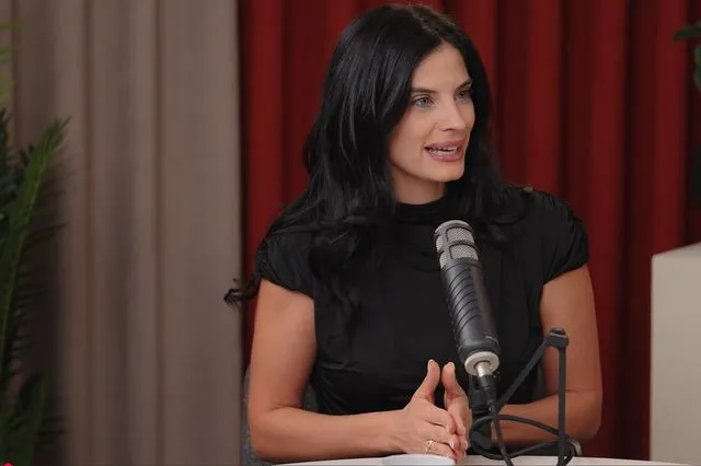 Χριστίνα Μπόμπα: “Είχα άγχος μην πάθω καρκίνο λόγω ορμονών πριν την εξωσωματική”