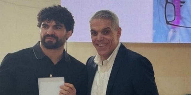 Ο Χρήστος Τεντόμας βράβευσε τον Θεόδωρο Τσελίδη