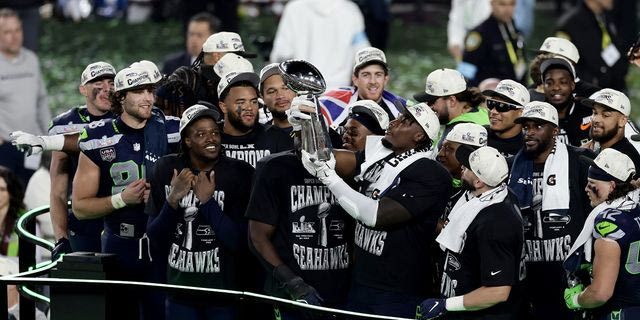 Super Bowl: Πρωταθλητές οι Seattle Seahawks με 29-13 έναντι των New England Patriots 