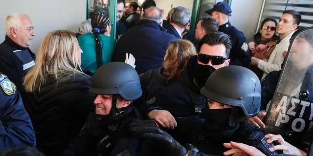 Επίσκεψη του υπουργού Υγείας Άδωνι Γεωργιάδη στο Γενικό Κρατικό Νοσοκομείο Νίκαιας