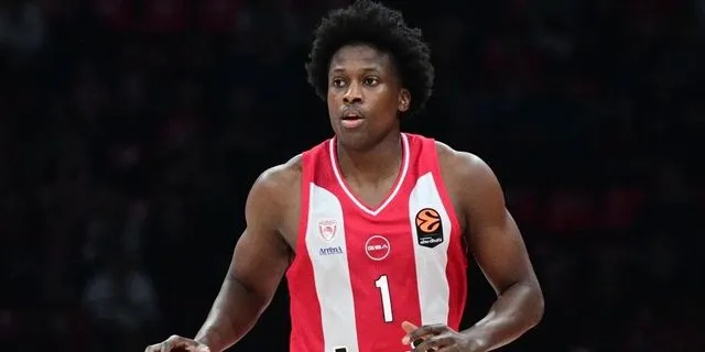 Μέσα ο Νιλικίνα, έξω ο Τζόσεφ στη λίστα ξένων του Ολυμπιακού στη Stoiximan GBL