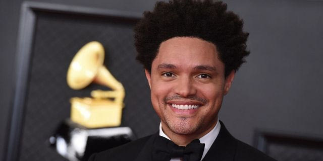 Τραμπ: Απειλεί με μήνυση τον “ηλίθιο παρουσιαστή” των Grammy για την ατάκα περί Έπσταϊν