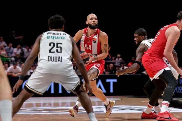 Dubai BC – Ολυμπιακός 108-98: Λύγισαν στην παράταση οι ερυθρόλευκοι