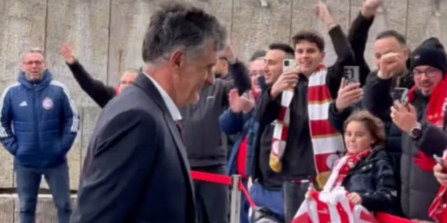 Θερμή υποδοχή του Ολυμπιακού στην Κολωνία