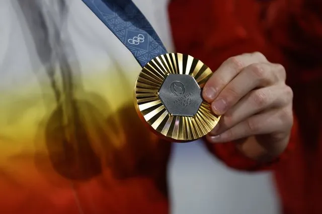 Χρυσό μετάλλιο από τους Ολυμπιακούς αγώνες του Παρισιού.