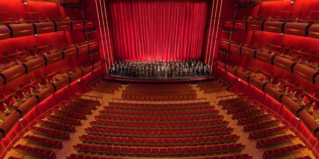 Η ΕΘνική Λυρική Σκηνή