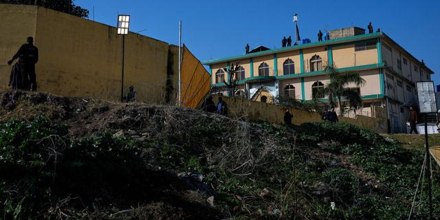 Βομβιστική επίθεση σε τζαμί στο Ισλαμαμπάντ