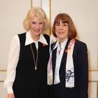 Βρετανία: Η βασίλισσα Καμίλα συναντήθηκε με τη Ζιζέλ Πελικό