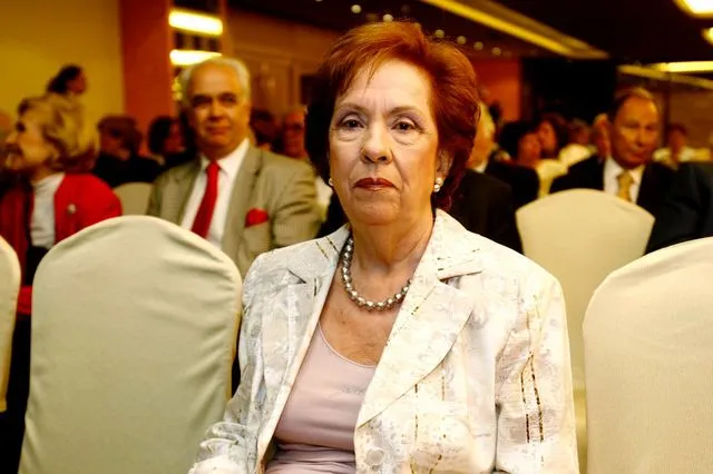 Δημόσια δαπάνη η κηδεία της Άννας Ψαρούδα – Μπενάκη