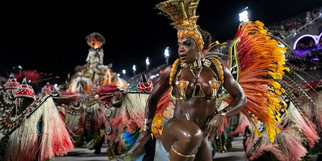 Πώς το καρναβάλι του Ρίο έγινε ο χειρότερος εφιάλτης του Λούλα