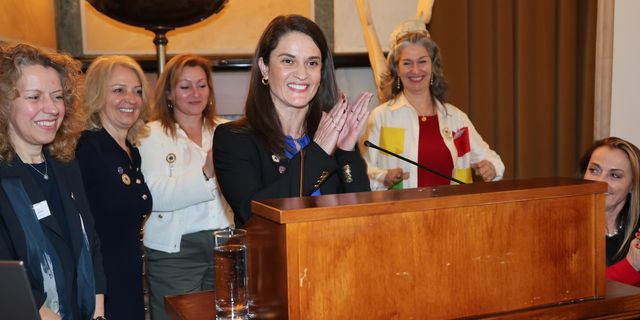 Τεχνητή Νοημοσύνη και Δημοκρατία: Απειλή ή Ευκαιρία;