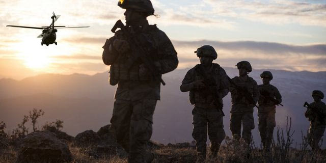 Δημοσκόπηση POLITICO: Η Δύση βλέπει τον Γ’ Παγκόσμιο Πόλεμο να πλησιάζει