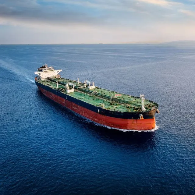 Τάνκερ με πετρέλαιο
