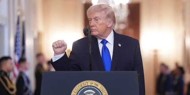 Τα… fake news του Τραμπ πριν από την ομιλία του για την “Κατάσταση του Έθνους”