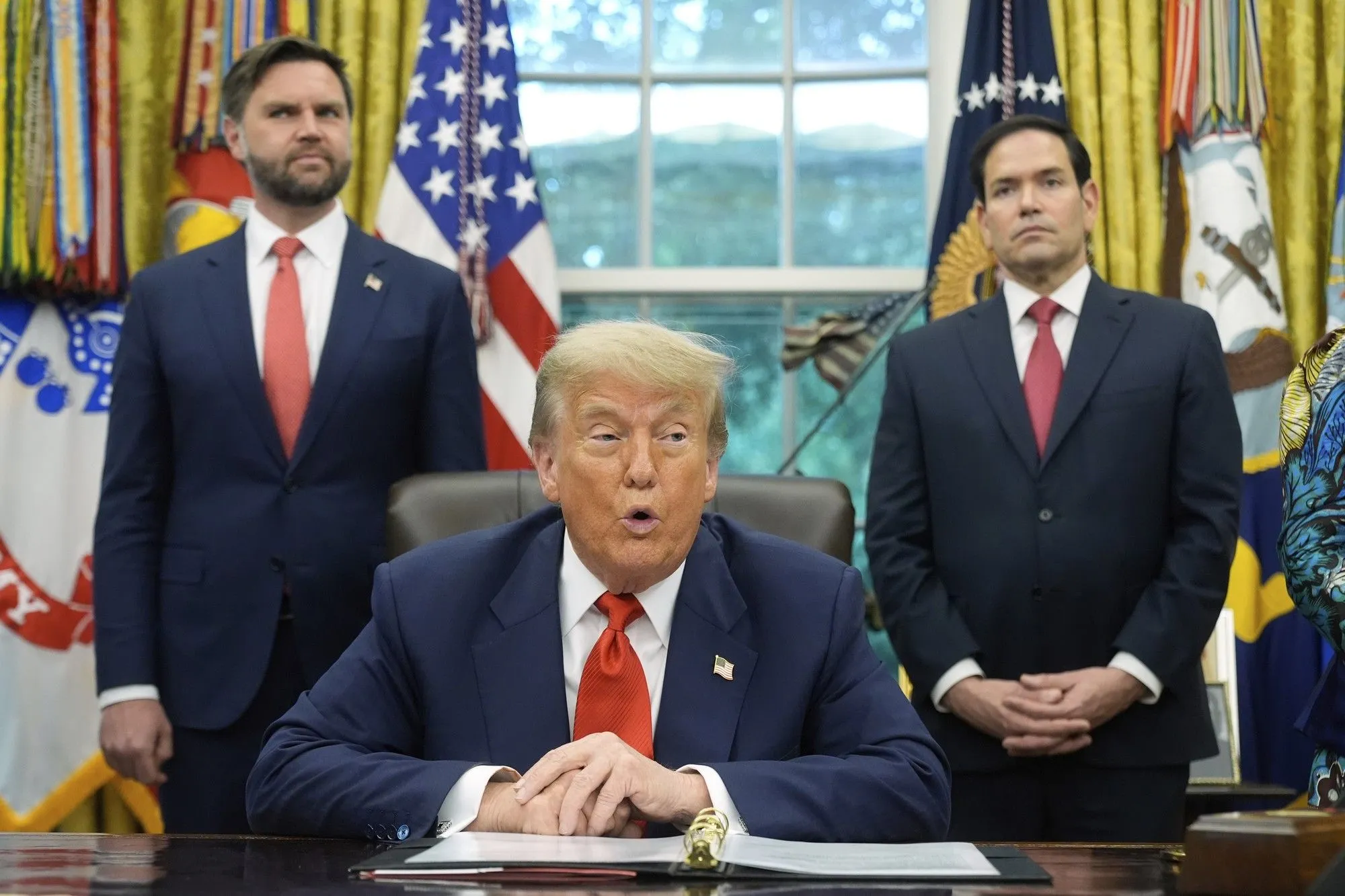 Ο Βανς το μαστίγιο, ο Ρούμπιο το καρότο: Πώς ο Τραμπ 