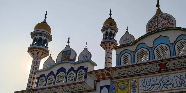 Πακιστάν: Έκρηξη σε τέμενος στο Ισλαμαμπάντ – Τουλάχιστον 31 νεκροί