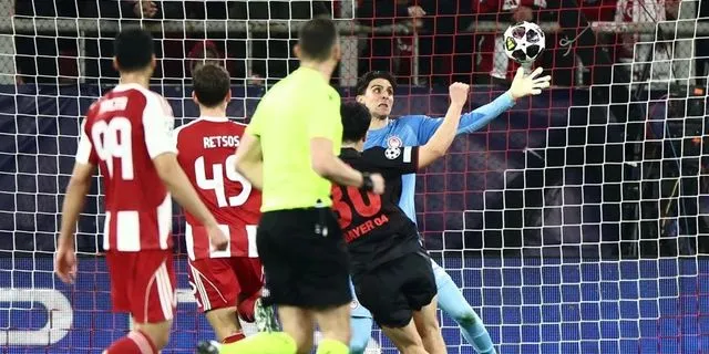 Ολυμπιακός – Λεβερκούζεν: Εντυπωσιακή επέμβαση του Τζολάκη στο σουτ του Μάτσα