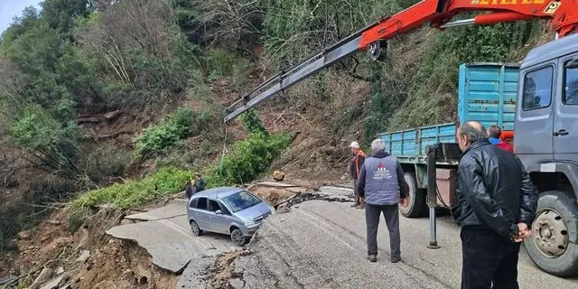 Κακοκαιρία: Κατολισθήσεις, κομμένοι δρόμοι και ζημιές – Πού υπάρχουν προβλήματα