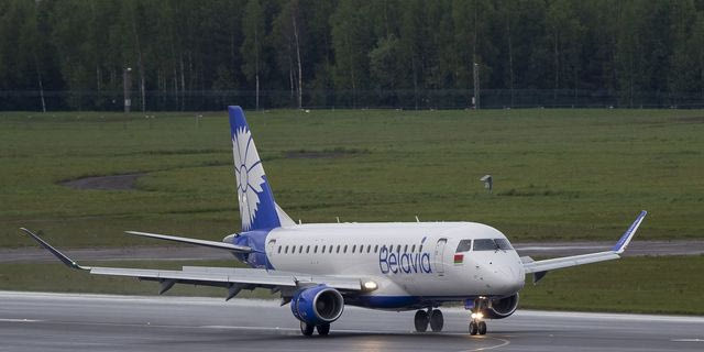 Λιθουανία: Έκλεισε για μία ώρα το αεροδρόμιο του Βίλνιους λόγω “εισβολής” μετεωρολογικών αερόστατων από τη Λευκορωσία