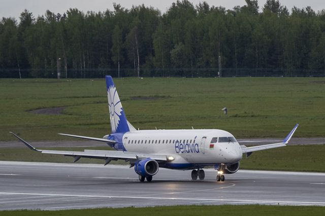 Λιθουανία: Έκλεισε για μία ώρα το αεροδρόμιο του Βίλνιους λόγω “εισβολής” μετεωρολογικών αερόστατων από τη Λευκορωσία