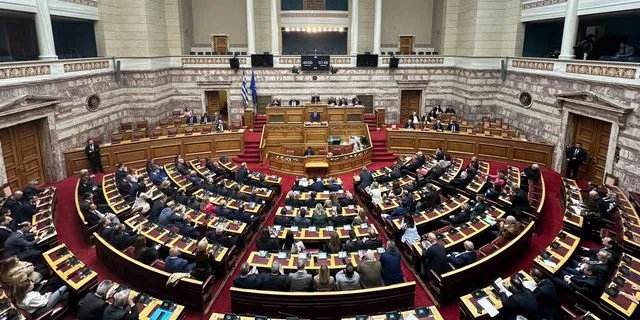 Η ΝΔ βλέπει μόνο πράσινο χρώμα στα σκάνδαλα