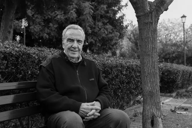 Πέθανε ο Μιχάλης Βουτσαράς