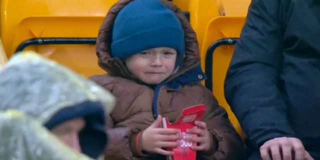 Μικρός φίλαθλος της Γούλβς