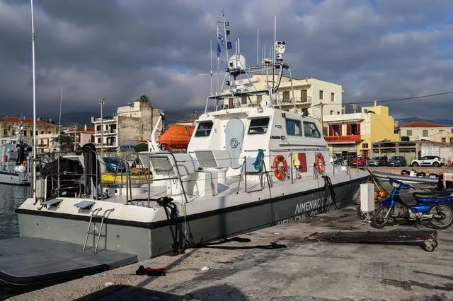 Σύγκρουση περιπολικού σκάφους του Λιμενικού Σώματος με λέμβο που μετέφερε πρόσφυγες και μετανάστες