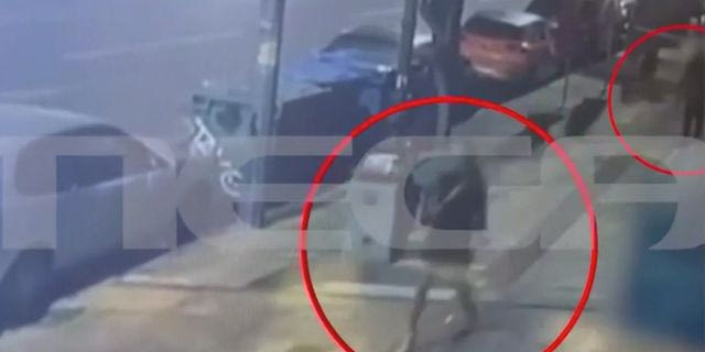 Καλλιθέα: Άγριος ξυλοδαρμός 45χρονης από τον σύντροφό της στη μέση του δρόμου