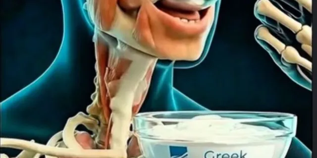 Δες τι προκαλεί στα όργανα σου το στραγγιστό γιαούρτι, μόλις το καταπιείς