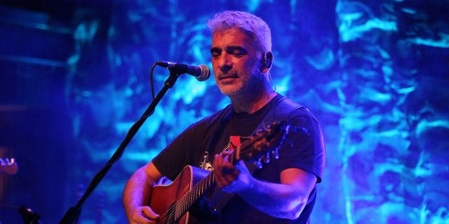 Είδαμε Μυστακίδη στον Σταυρό του Νότου – Τα τραγούδια είναι σύμβολα