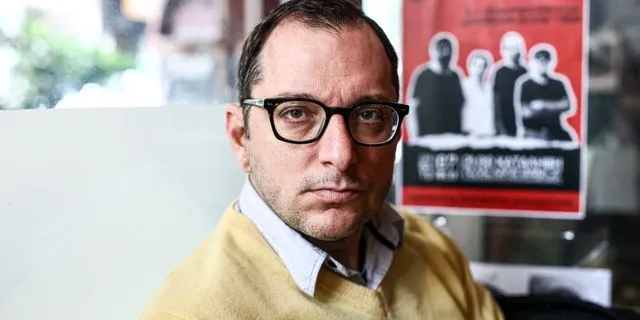 “Ένα κακό βιβλίο είναι χειρότερο από ένα κακό τατουάζ. Δεν μπορείς να το βγάλεις από πάνω σου με τίποτα”