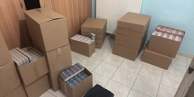 Κύκλωμα διακίνησε 240.000 λαθραία πακέτα τσιγάρων