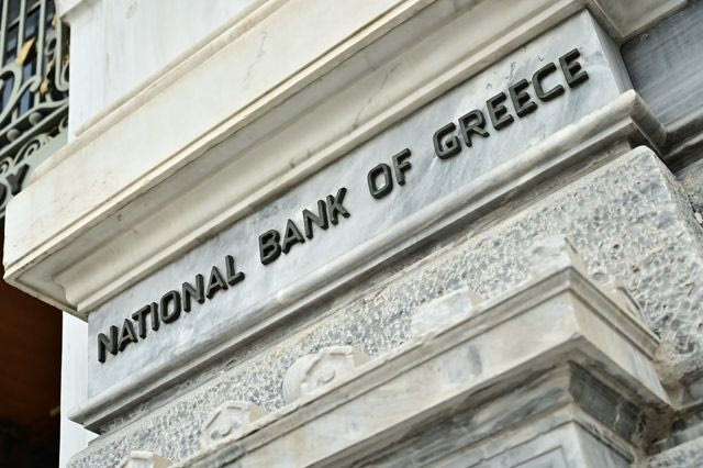 ΤτΕ: Κατά 2,1 δισ. ευρώ αυξήθηκαν οι καταθέσεις τον Μάρτιο, λόγω των επιχειρήσεων