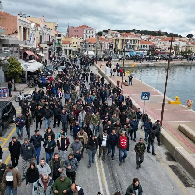 Στους δρόμους οι κτηνοτρόφοι της Λέσβου – “Τα μέτρα οδηγούν σε οικονομική ασφυξία”