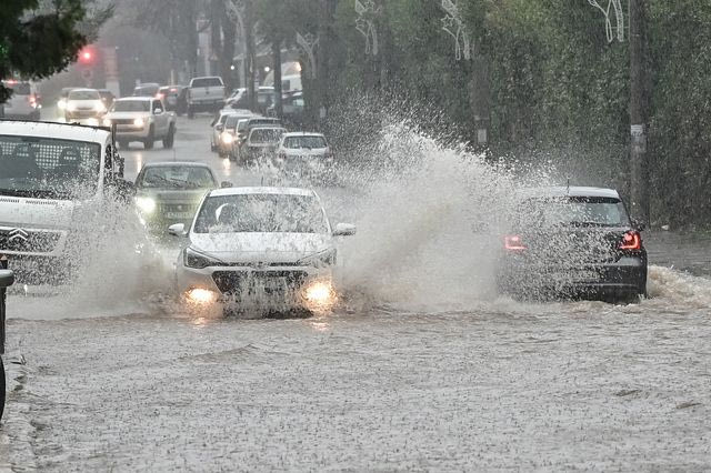 ΓΣΕΕ για κακοκαιρία Erminio: Να εφαρμοστεί το πλαίσιο για την υγεία και την ασφάλεια εργαζομένων