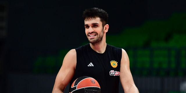 Οι Γκόλντεν Στέιτ Γουόριορς πήραν τον Ομέρ Γιούρτσεβεν και τον έκαναν συμπαίκτη του Στεφ Κάρι