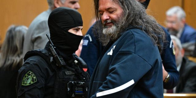 ΣΥΡΙΖΑ για Χρυσή Αυγή: Δικαιώνεται το πάνδημο αίτημα να οδηγηθούν “οι ναζί στη φυλακή”