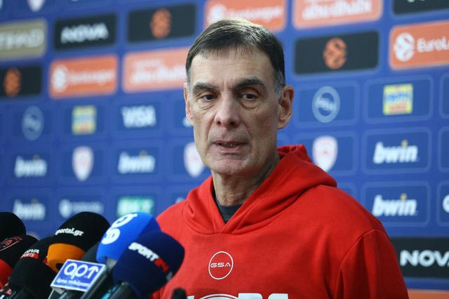 Μπαρτζώκας: Με ενοχλεί όταν κάποιοι μεγάλοι άνθρωποι έρχονται στο γήπεδο και σε βρίζουν