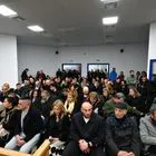 Τέμπη: Χωράνε 335 άτομα σε αίθουσα 305τμ;