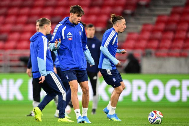 Εθνική Ελλάδας: Αμφίβολοι οι Κωνσταντέλιας, Καρέτσας και Ζαφείρης